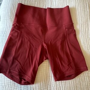 Athleta high rise salutation 5” stash shorts